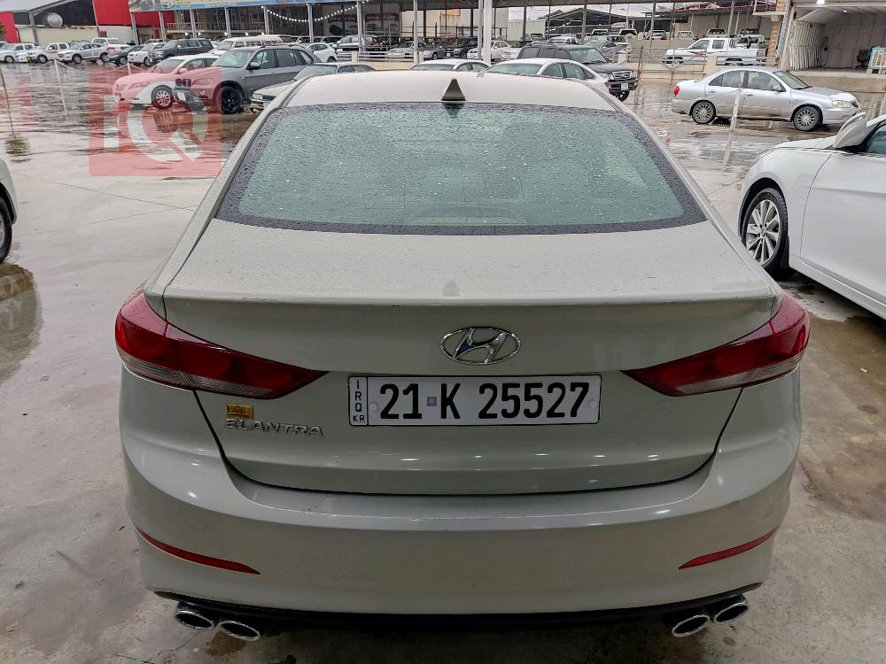 هیوندای ئەلەنترا